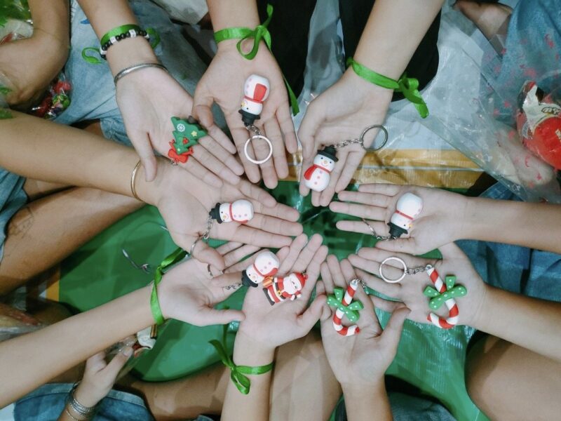 giang-sinh-am-ap-cung-aloha-va-ilingo (2)